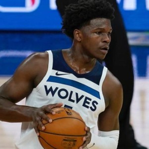 开云官网-爱德华兹悄然蜕变 森林狼冲击季后赛看到曙光